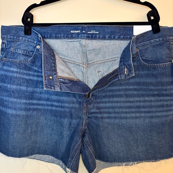 NWT Old Navy Women’s High-waisted Slouchy Straight Cut-off Jean Shorts S… - Picture 5 of 9
